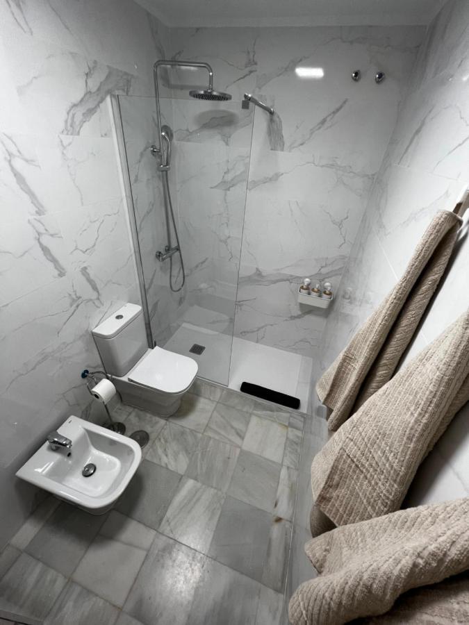 Synergy Apartment, 2 Bedroom, City Center By Namaste Elite Torremolinos Eksteriør billede